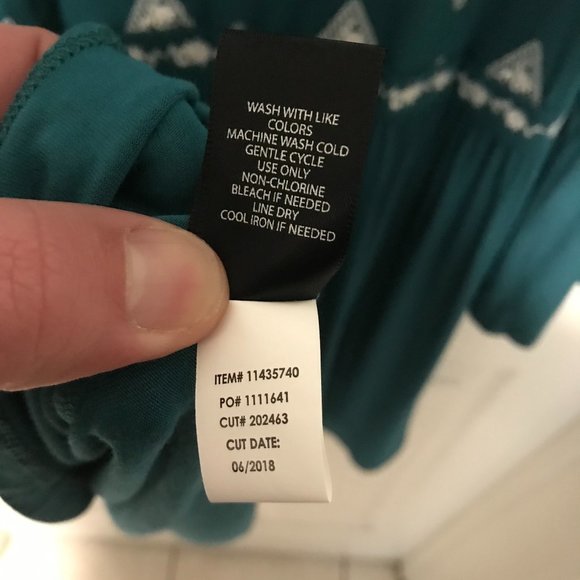 Torrid: New with Tags Embroidered Babydoll Tee - Picture 15 of 15